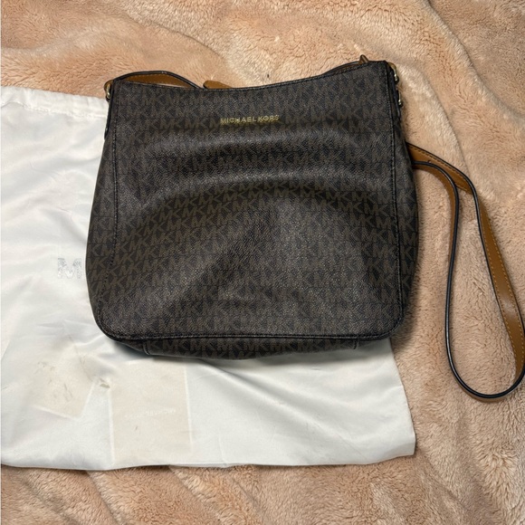Michael Kors Dark Brown Signature Tote and Wallet - Picture 3 of 6